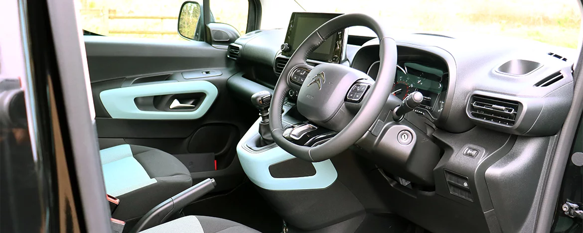 interior of citroen berlingo 