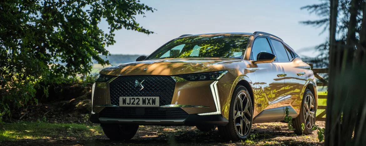 DS 4 E-Tense Cross Plug-In Hybrid