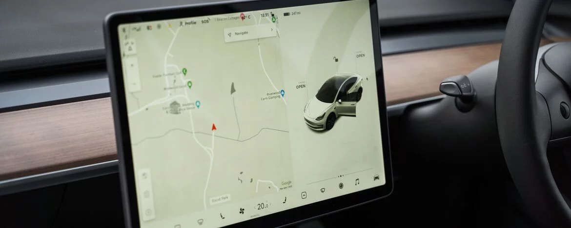 Tesla touchscreen
