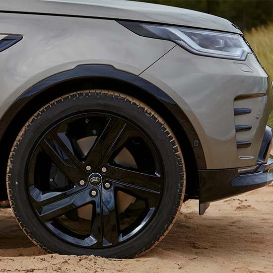 Land Rover Range Rover Details